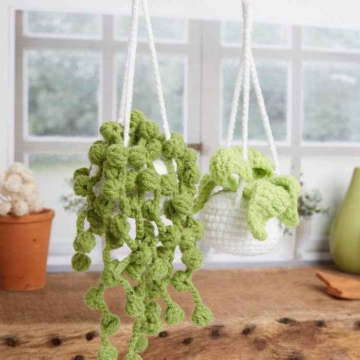 Simply Make Crochet Craft Kit, Hanging Plant Duo