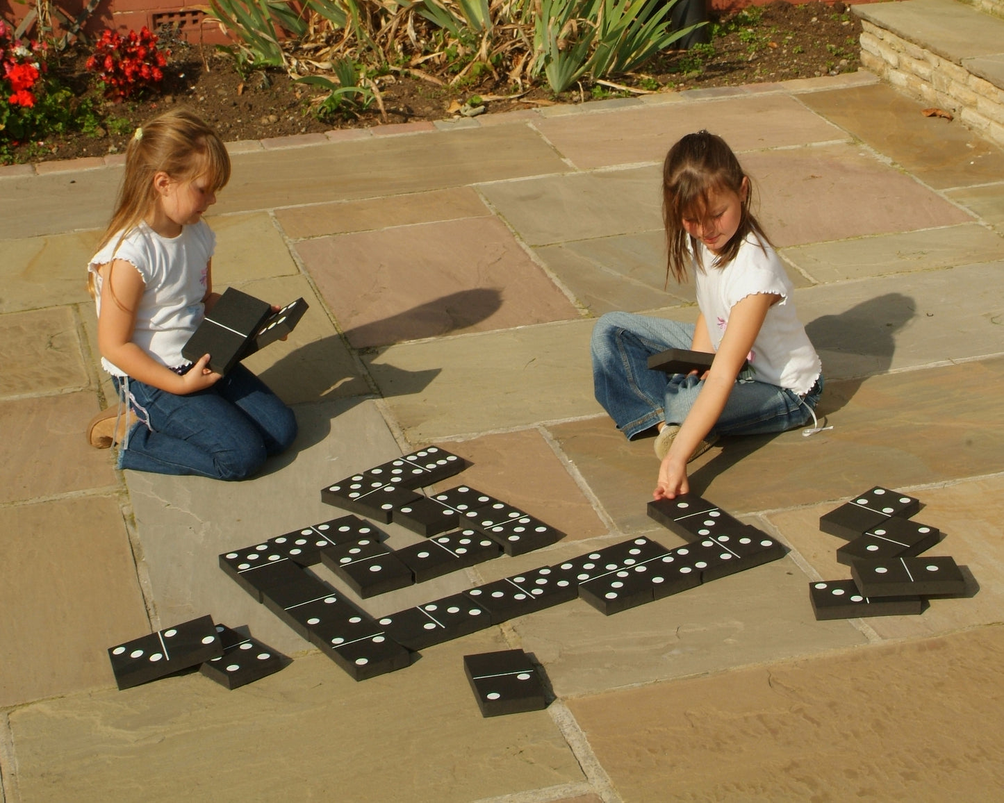 Traditional Garden Games Jumbo Domino Set – Giant Indoor & Outdoor Fun
