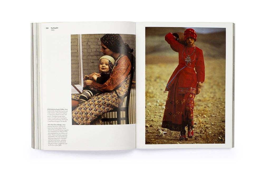 100 Years of Fashion by Cally Blackman (Paperback)