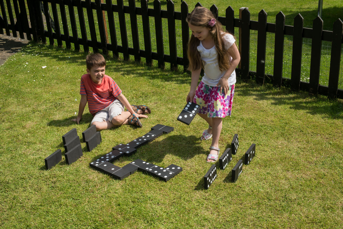Traditional Garden Games Jumbo Domino Set – Giant Indoor & Outdoor Fun